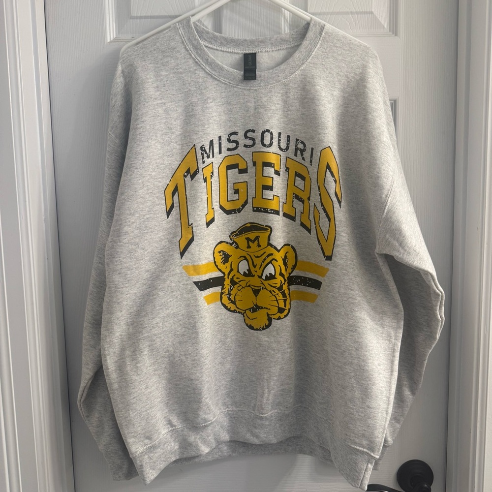 NEW Mizzou Missouri Tigers Vintage Mascot Crewneck Sweatshirt - Large